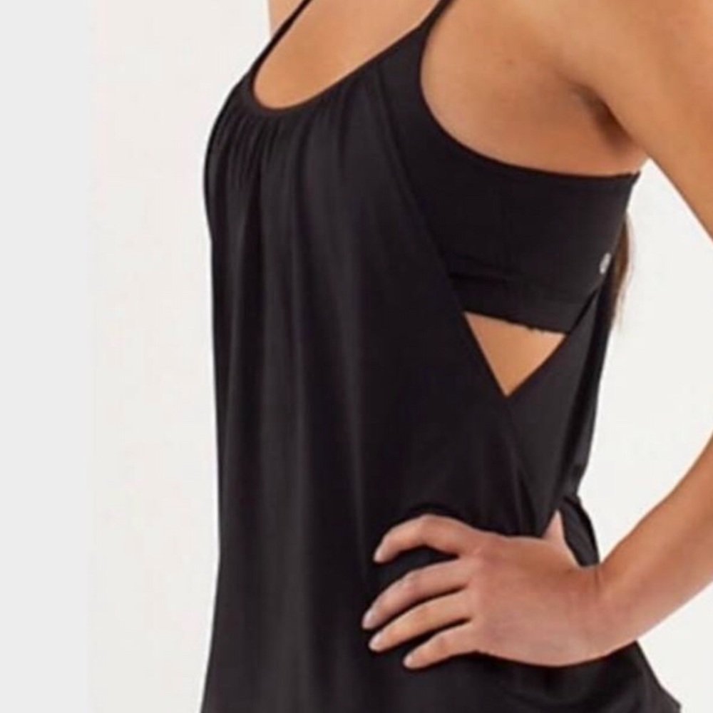 Lululemon No Limits tank